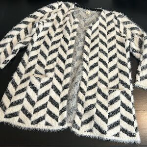 A. Moon super soft Chevron cardigan sweater size extra large